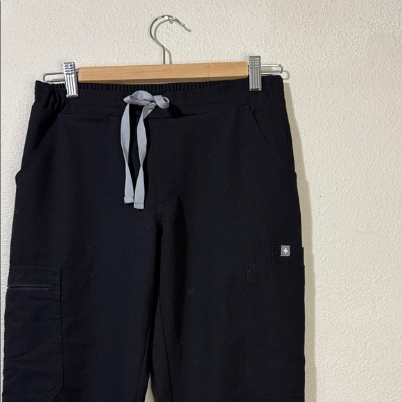 Figs Women’s Scrub Pants Bottoms Black XS - Picture 2 of 4